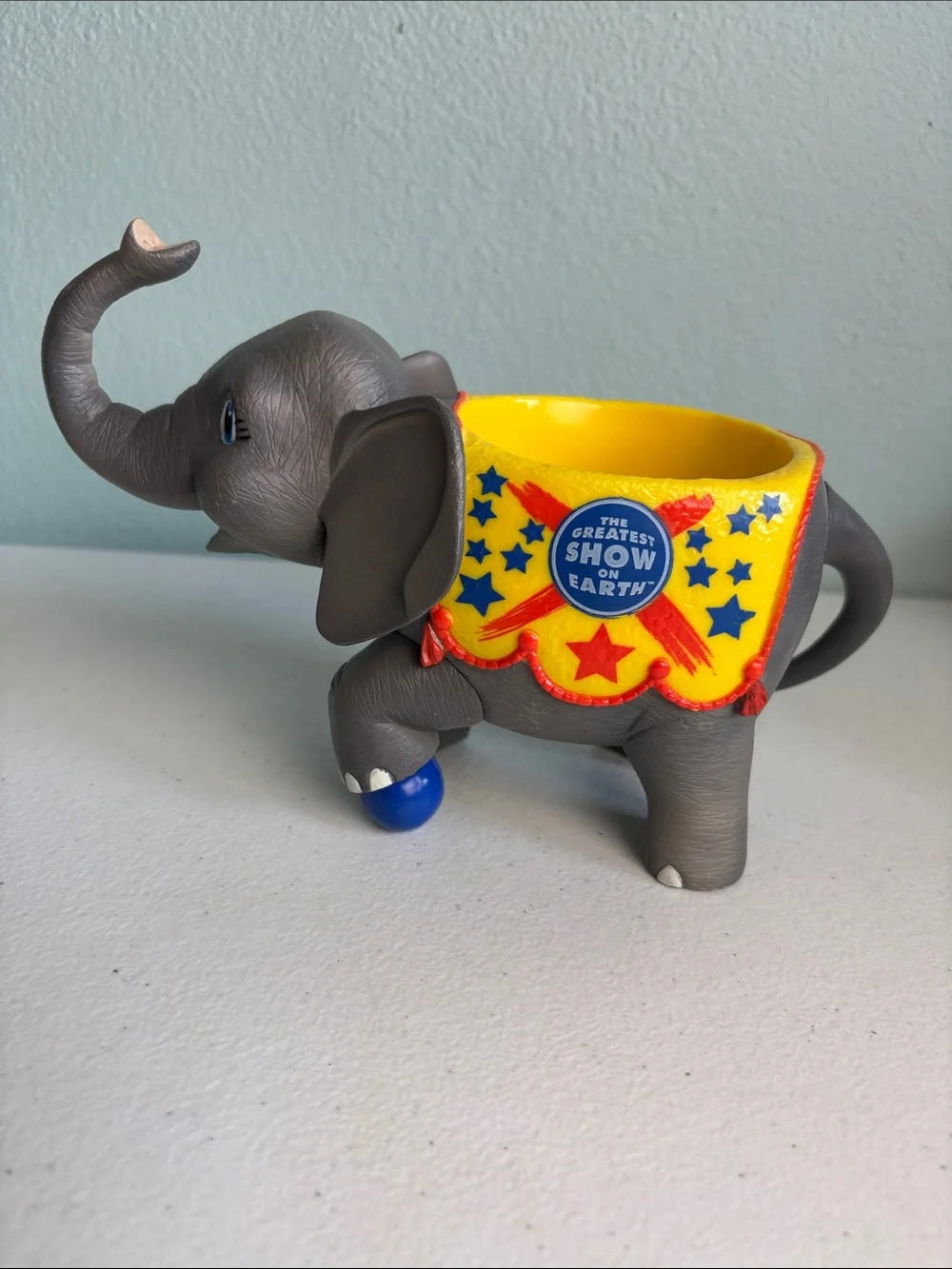 2005 Feldman Entertainment Greatest Show on Earth Elephant Cup